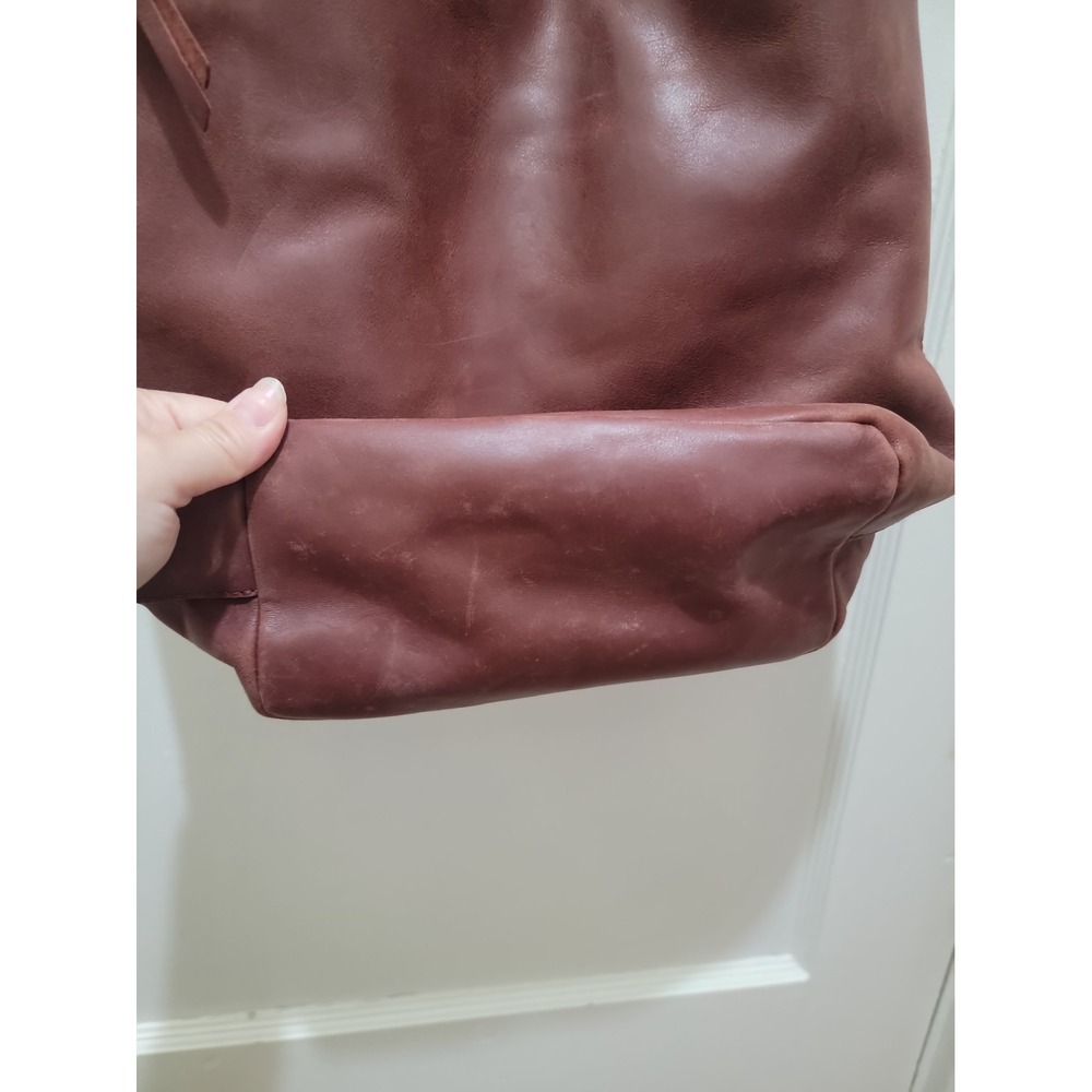 Fashionable Local and Global Brown Leather Shoulder Bag Hobo Bucket - Picture 6 of 8
